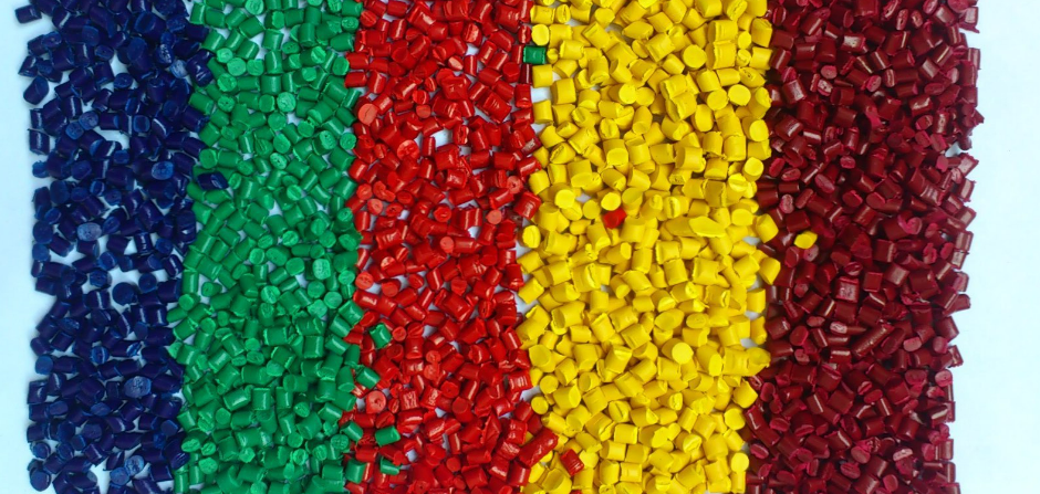 塑料薄膜行业对色母的要求预计注意事项有哪些？(图1)